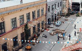 Fabrika Hostel & Suites